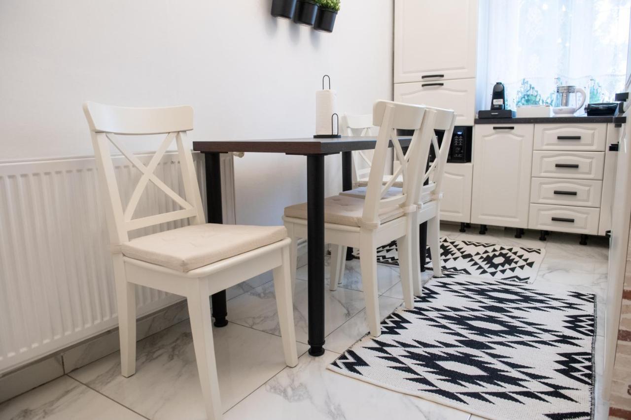 Urban Oasis Apartment Piatra Neamt Ngoại thất bức ảnh